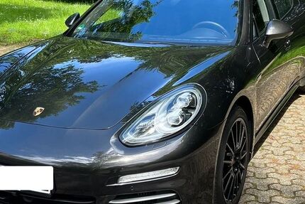 Porsche Panamera 69.300 km 47.990 &euro; Dortmund 44229