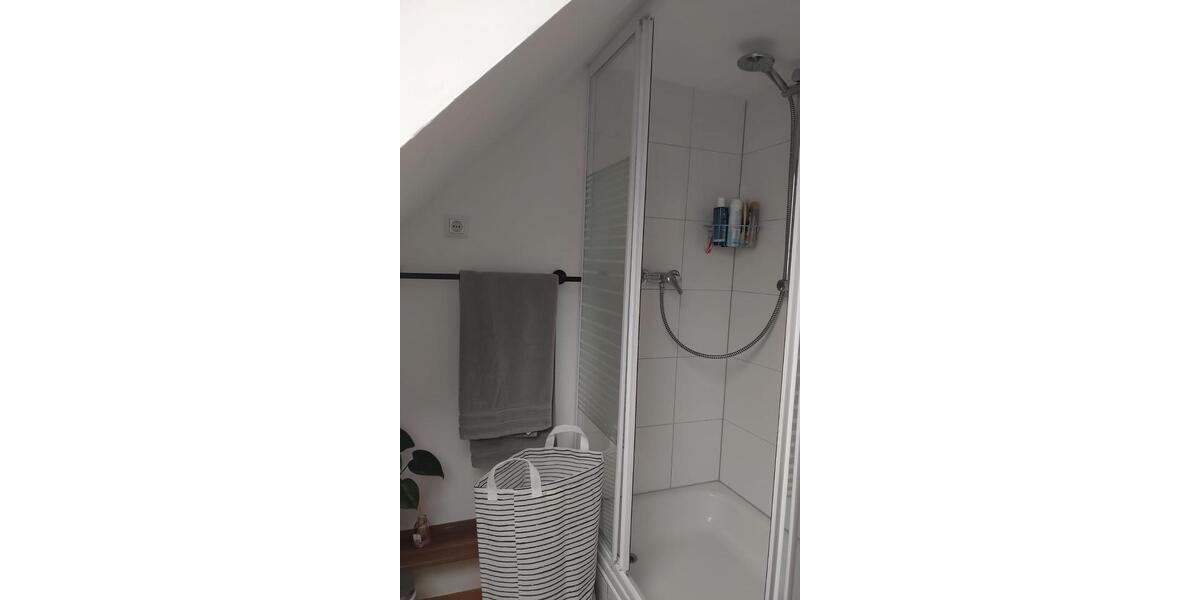 Dachgeschoßwohnung Dortmund Aplerbeck - 1 Zimmer, 28 m&sup2;, 390&euro; | Angebot:25975017