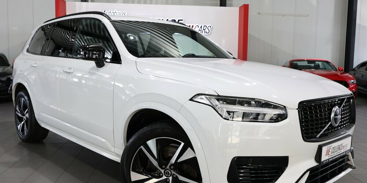 Volvo XC90 RECHARGE P-HEV AWD R-DESIGN SPORT 7-SITZER 137.000 km 37.991 &euro; Hamm 59077