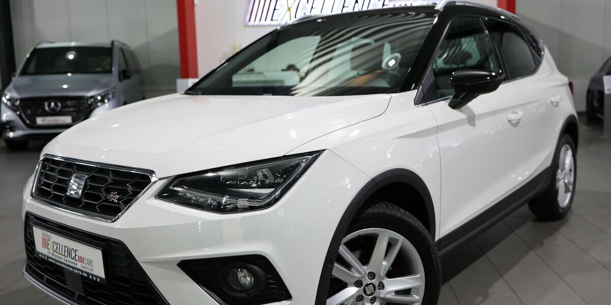 Seat Arona 1.5 TSI XCELLENCE FR-SPORT / WHITE & BLACK 90.000 km 14.555 &euro; Hamm 59077