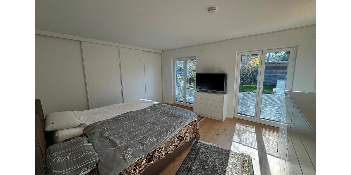 Bungalow Dortmund Hörde - 4 Zimmer, 200 m&sup2;, 3.750&euro; | Angebot:25223993