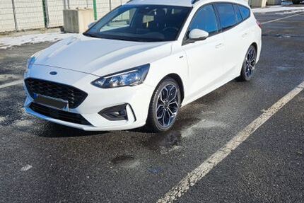 Ford Focus 147.000 km 11.999 &euro; Holzwickede 59439